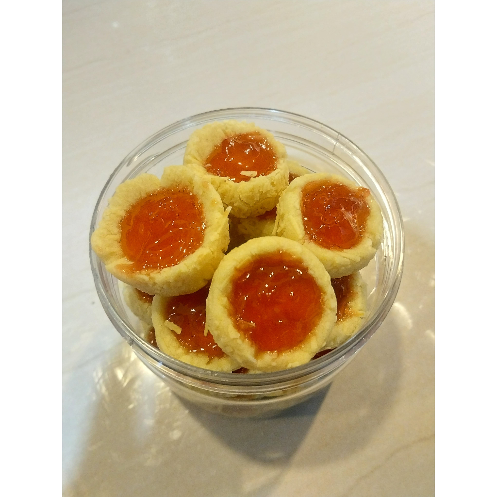 

Thumbprint Cheese Cookies Strawberry Premium Glamour Toples 600 ml