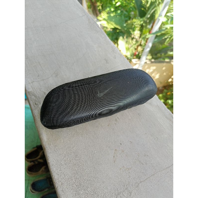 box kacamata Nike hardcase