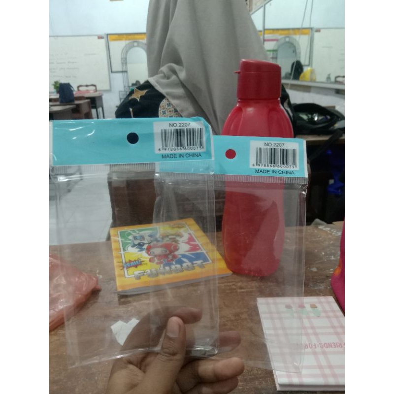 

plastik untuk kaca lipat