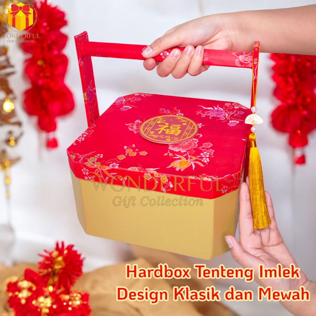 

Hardbox Imlek Rantang Gagang Bulat Kain Chongsam 22 x 22 x 8 CNY-RT-CH-S