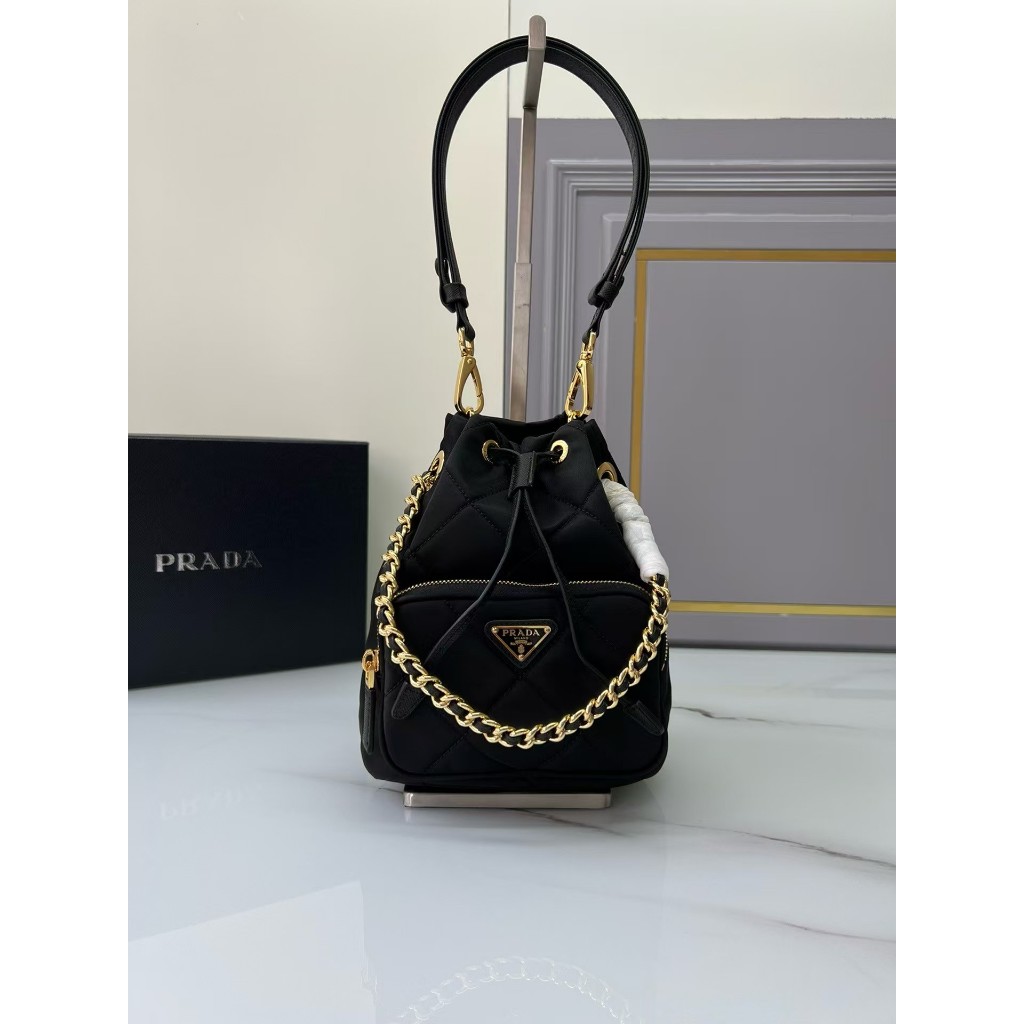 Original Prada New Fashionable Classic Nylon Embroidered Grid Bucket Bag Chain Bar Handheld Diagonal