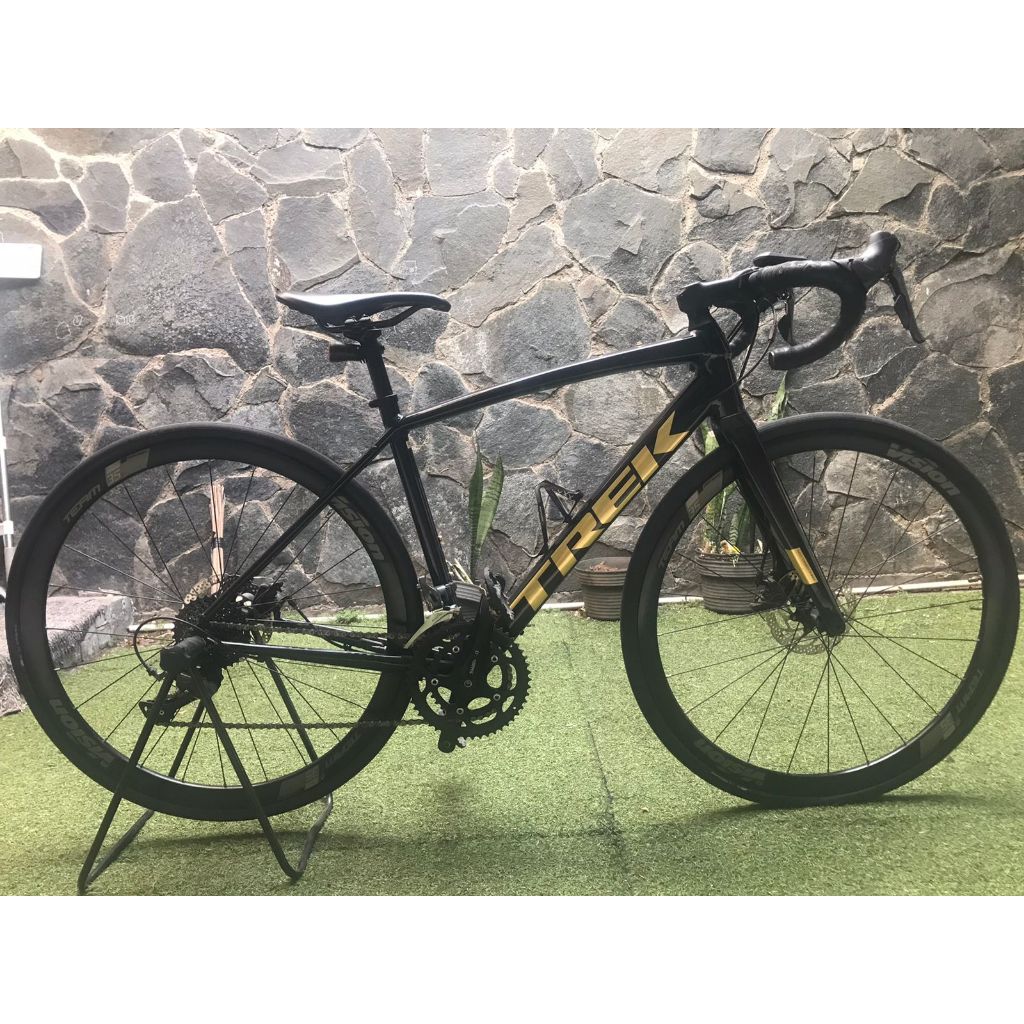 Trek Domane AL2 AL 2 Vision Team Sepeda Balap Road Bike Shimano Claris