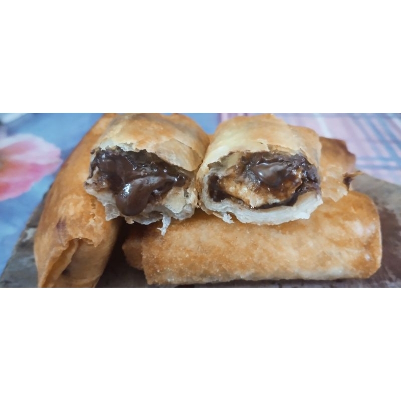 

Pisang Coklat dengan saus Matcha frozen