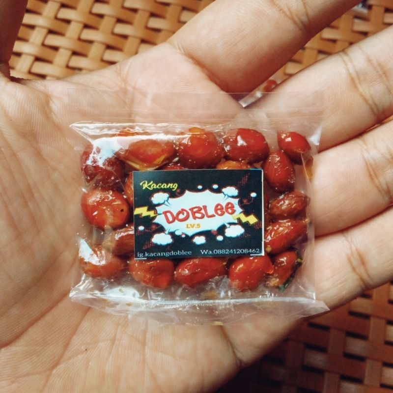 

kacang pedas/kacang balado kacang doblee