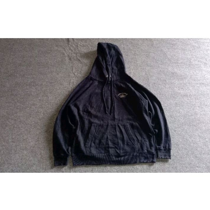 HOODIE ACOVER,Observe Forms Like New Sz L/XL.