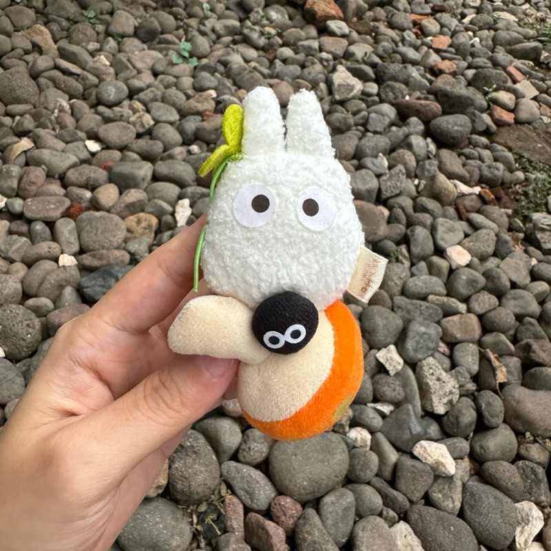 Boneka Gantungan Kunci Totoro Putih Ori Studio Ghibli - Sun Arrow