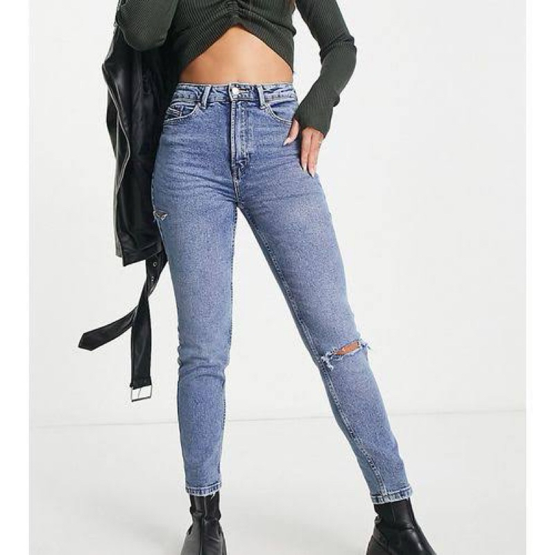 Stradivarius mom ripped jeans preloved