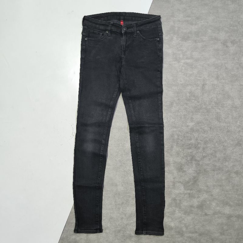 Uniqlo UJ Jeans