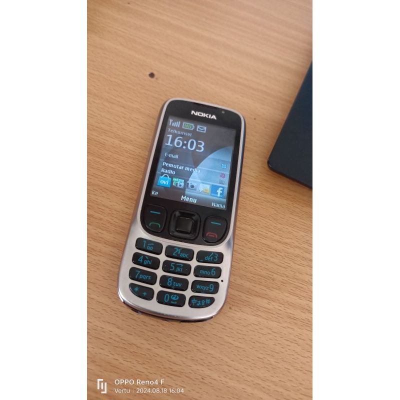 Nokia 6303i Classic Silver