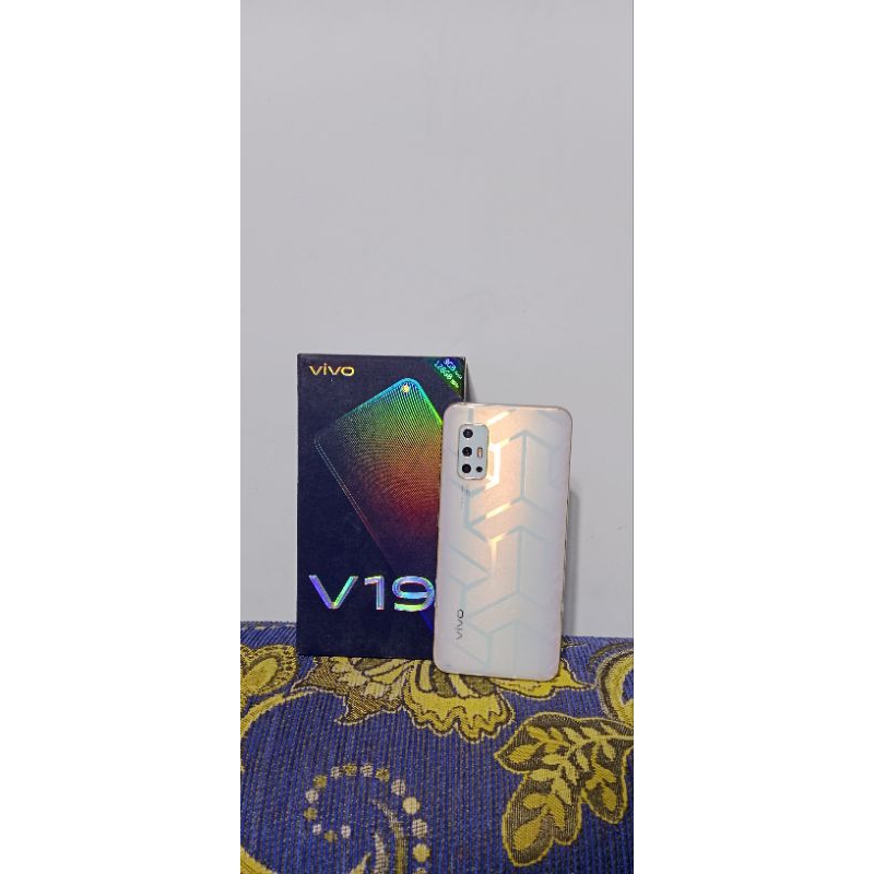 vivo v19 ram 8/128 minus LCD kelengkapan HP+ dusbook