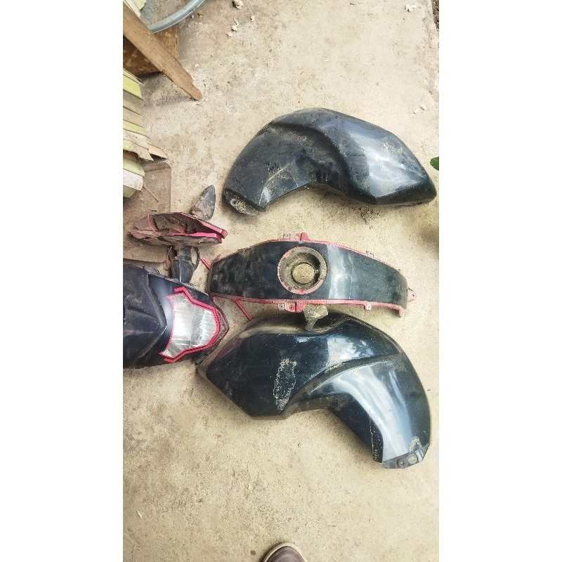 Cover Tangki + Headlamp set byson