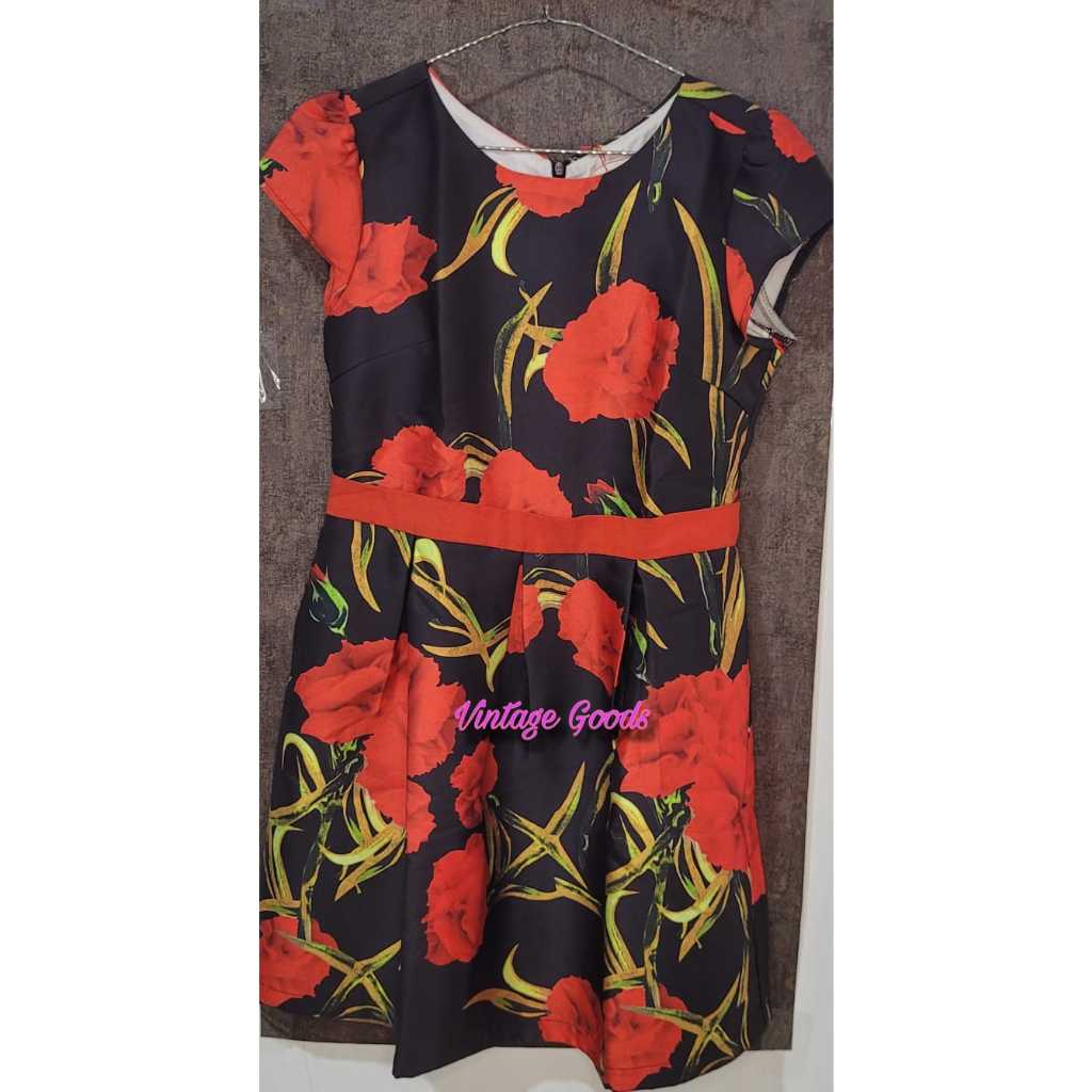 SALE Dress Moscato Black Rose