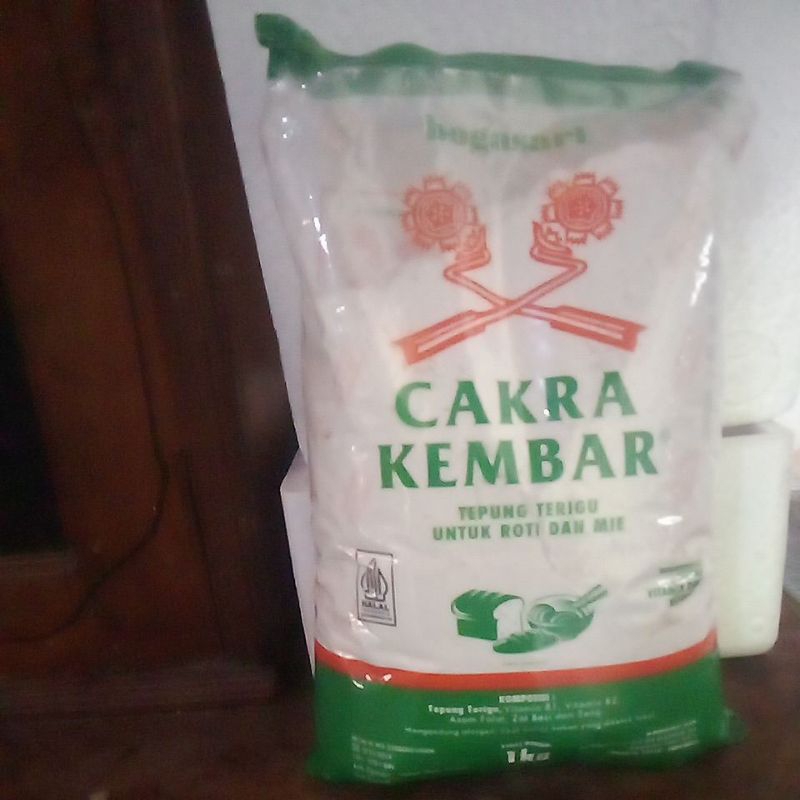 

Tepung Cakra 1kg Bogasari