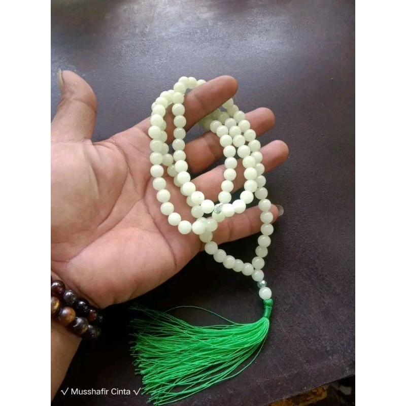 Tasbih batu Fosfor