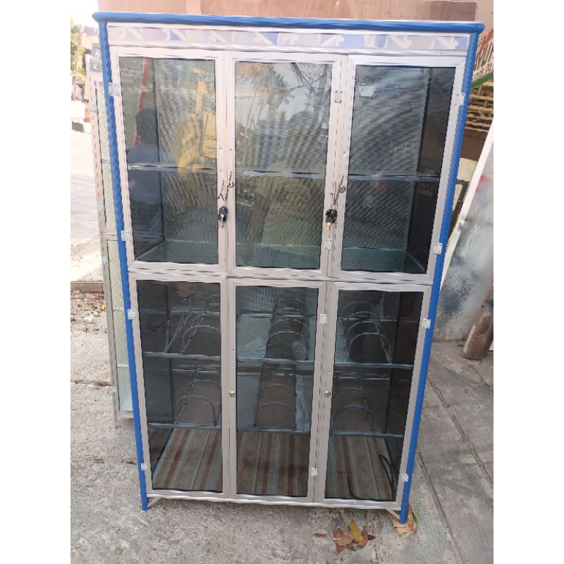 rak piring pintu 2 atau pintu 3 almunium holo bulat besar. kunci. bawah keramik. belakang almunium. 