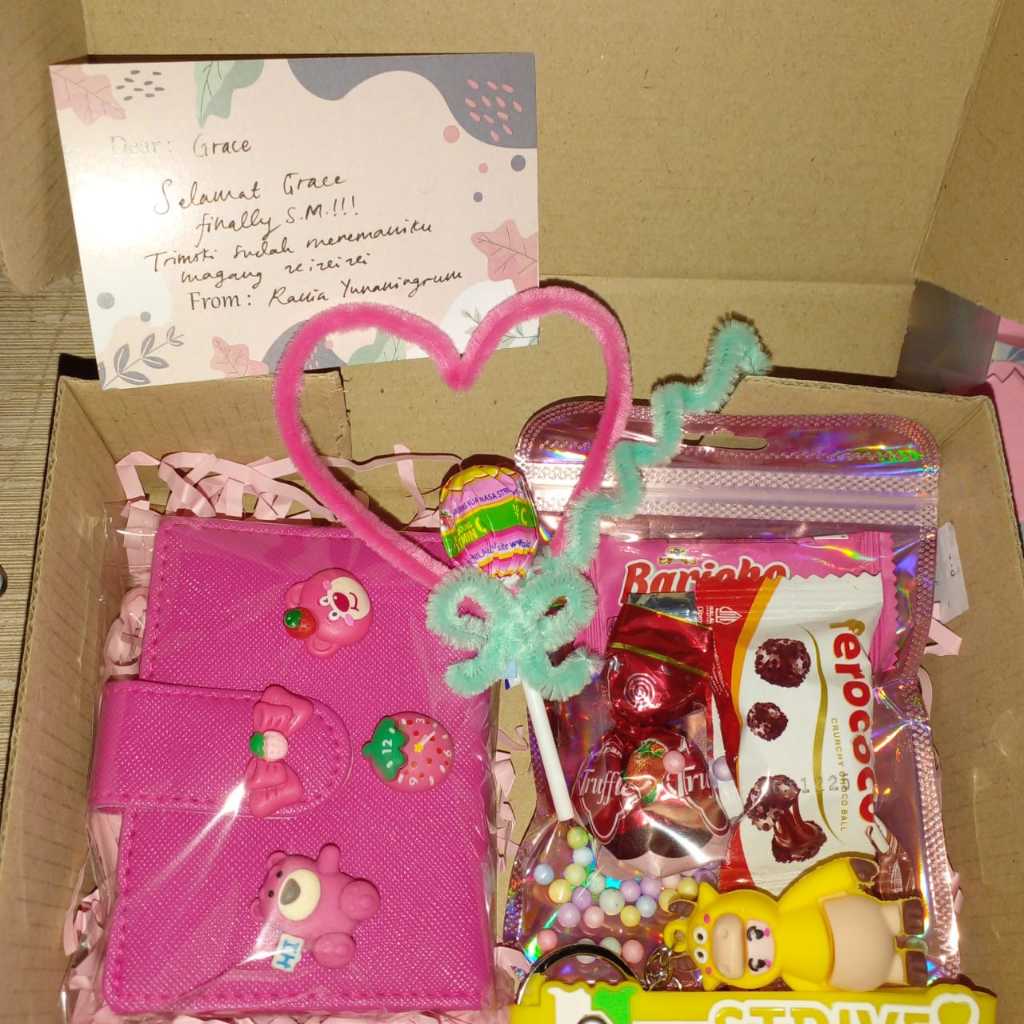 

PESANAN REQUEST GIFT DOMPET & CANDY SNACK