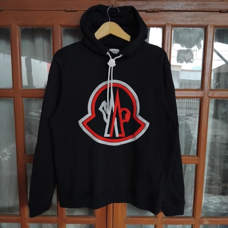 Moncler embroidery hoodie (L)