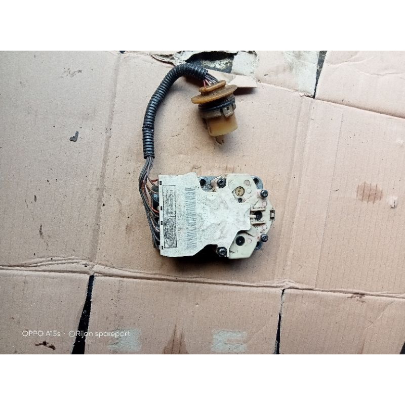 selenoid.metic.mobil.Ford.escape