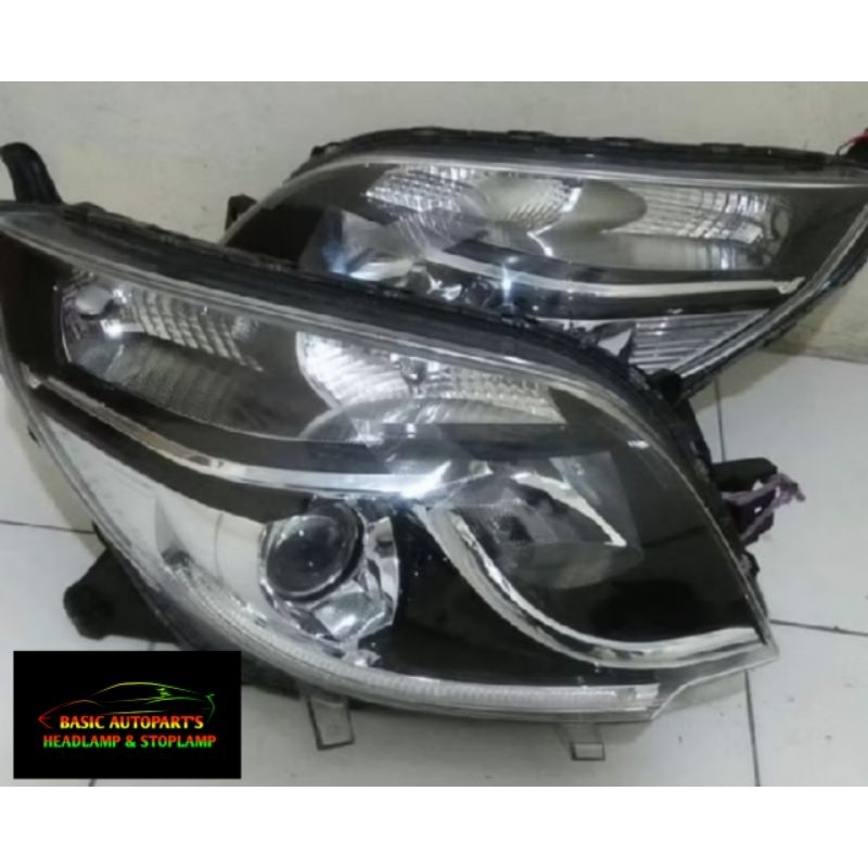 Headlamp Lampu Depan Rush / Terios 2015 2016 2017