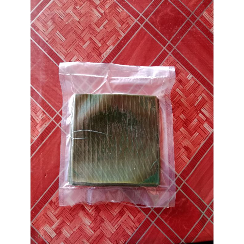 

Daun pisang fresh ukuran 6x6 inci, harga perlembar