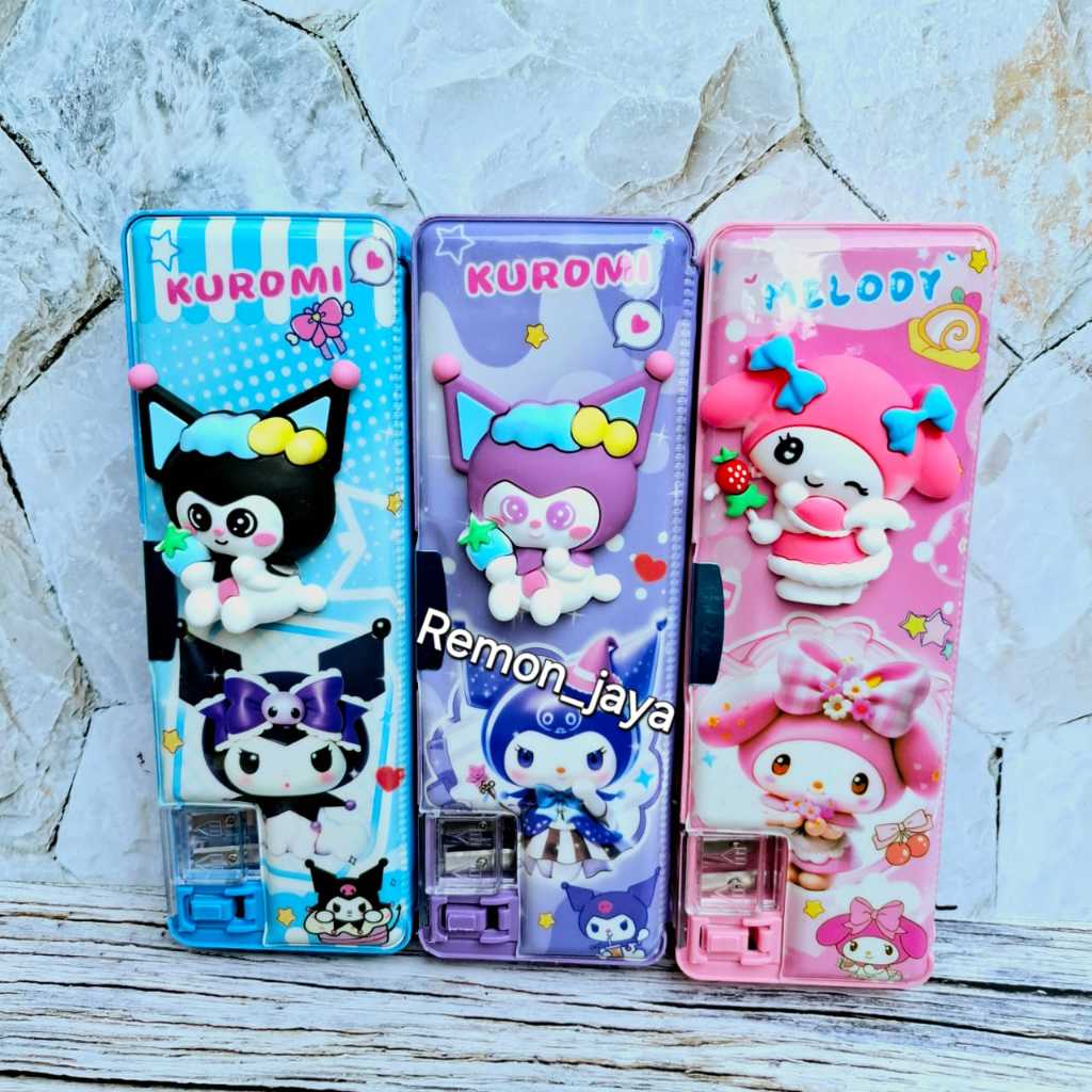 

KOTAK PENSIL MAGNET / TEMPAT PENSIL KUROMI TIMBUL ADA RAUTAN