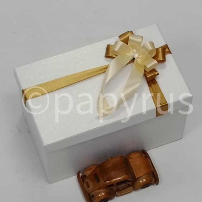 

PAPYRUS 15x25 Tinggi 15cm Kotak Kado Gift Box Hadiah V2