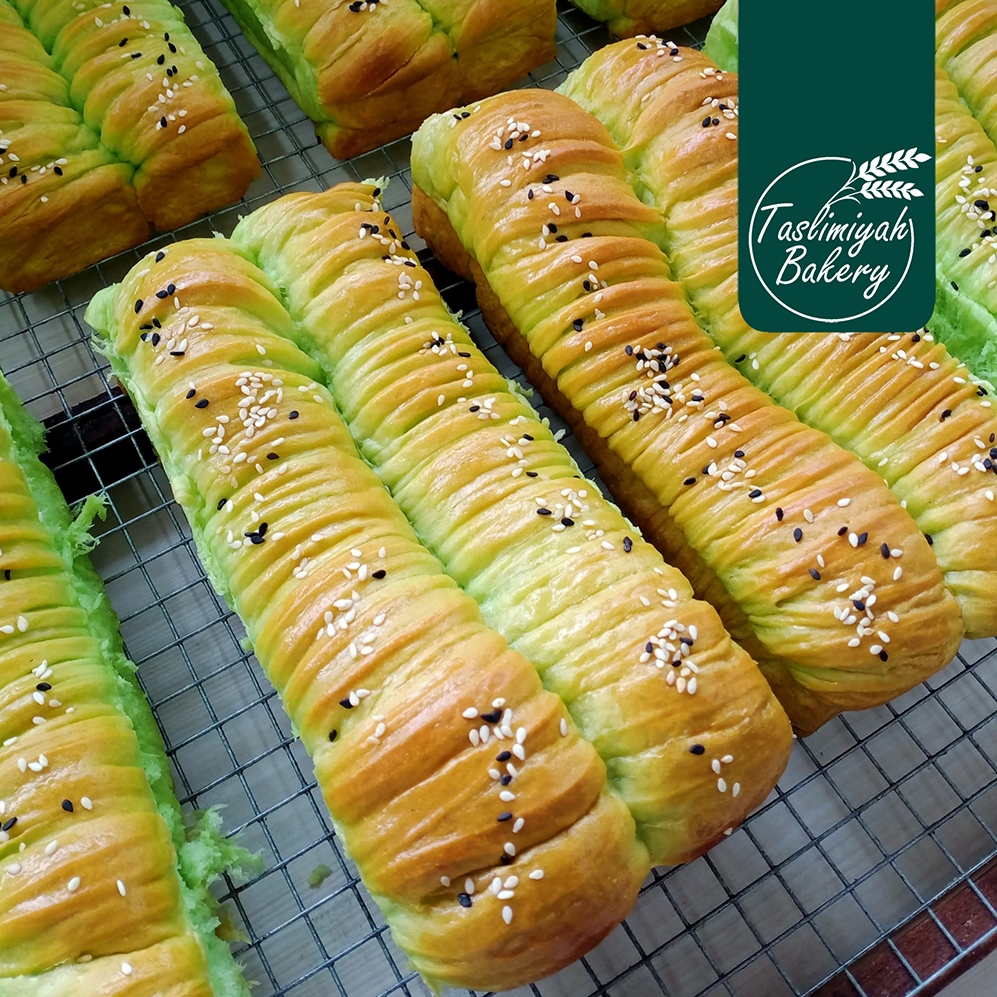 

Roti pandan Srikaya l roti isi - Taslimiyah Bakery