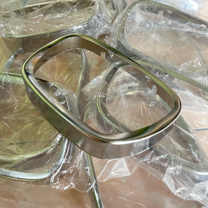 RING LAMPU VESPA SUPER SPRINT CHROME/RING LAMPU VESPA SUPER SPRINT Tahun 74-78