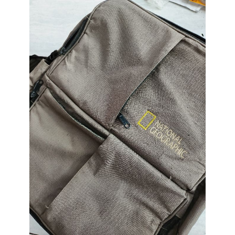 Priloved Tas Kamera Ransel 2 DSLR+4 Lensa Dan Laptop national geographic