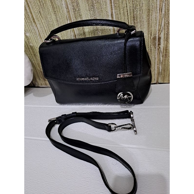 Preloved mk ava hitam kulas