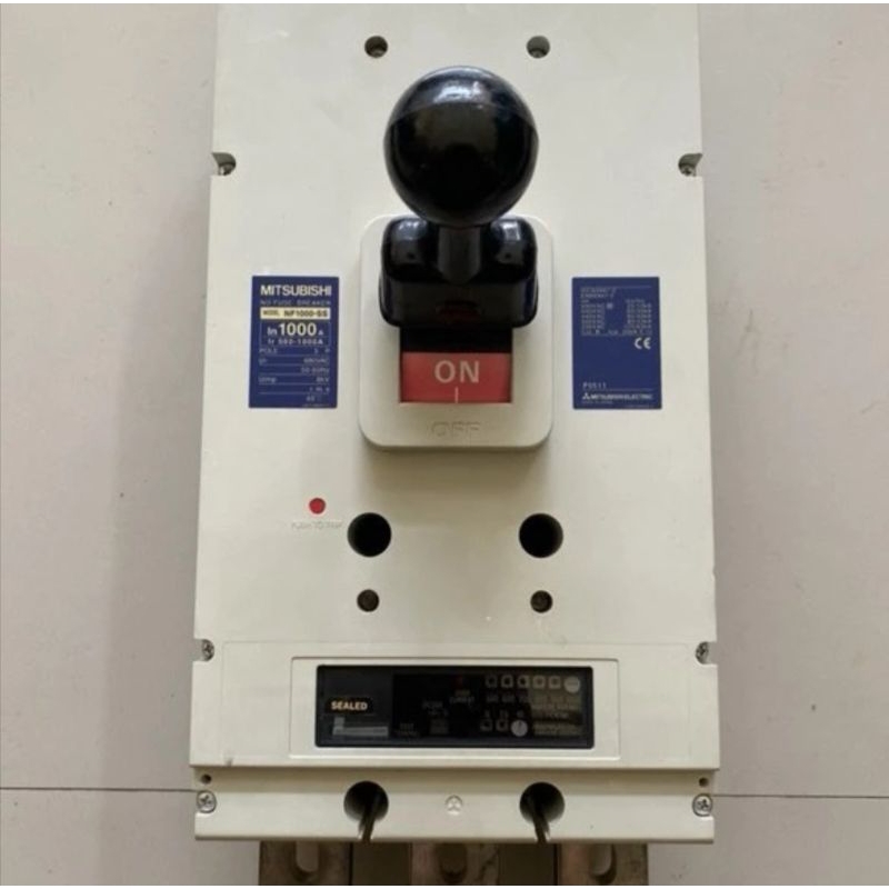 MCCB BREAKER NF 1000A 3PHASE