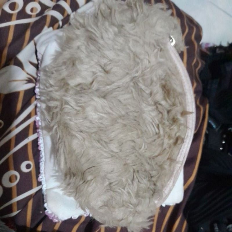 pouch bulu dompet bulu tas bulu preloved iena slobe