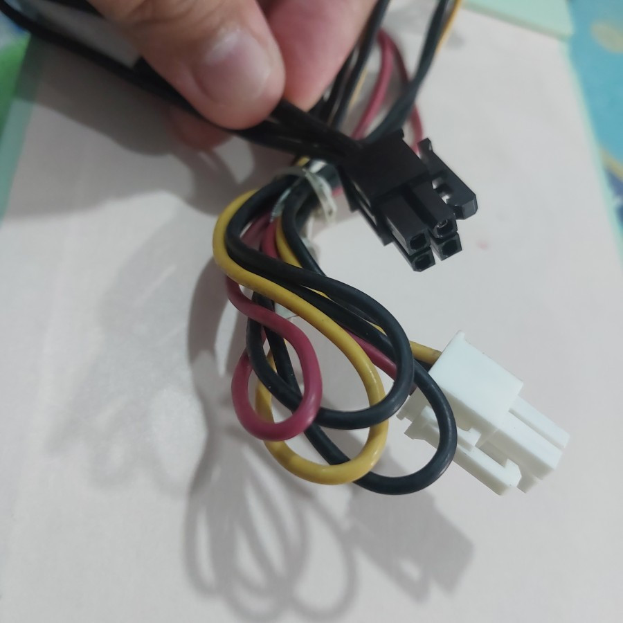 Kabel Power SATA LENOVO 4pin Standar to 1 SATA POWER