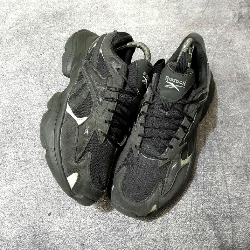 sepatu second REEBOK ROYAL BRIDGE 4 Original sneakers bagus Harga Murah size 40.5 Hitam