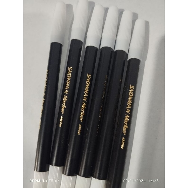 

Spidol kecil snowman hitam(6pc)