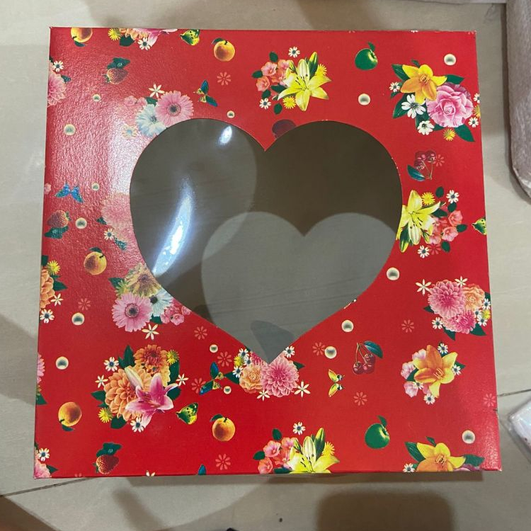 Dus Tart/ Dus Pudding/ Dus Lamaran Dengan Tutup Hati Motif Bunga