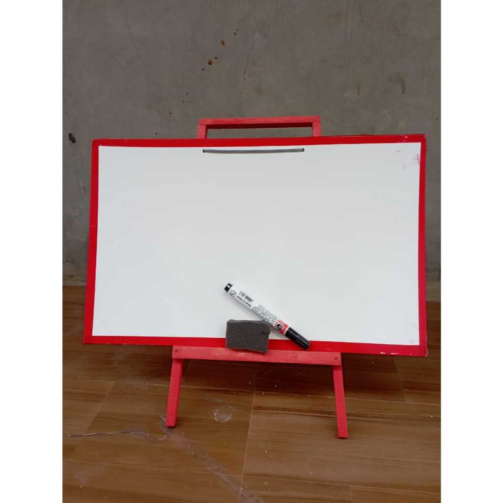 

1 paket papan tulis anak karakter pakai penyangga gratis spidol dan penghapus white board bisa dihapus