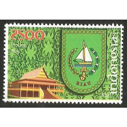 

A 11017 SATU BUAH PRANGKO NOMINAL RP 2.500 TEMA LAMBANG PROVINSI RIAU KONDISI MNH MINT NEVER HINGED