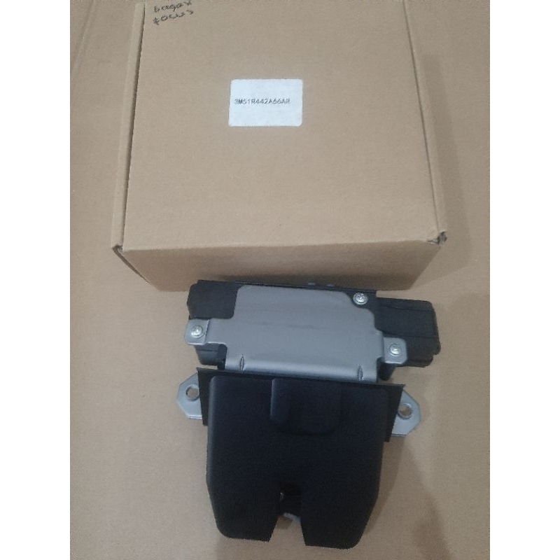 door lock bagasi  / kunci bagasi ford focus