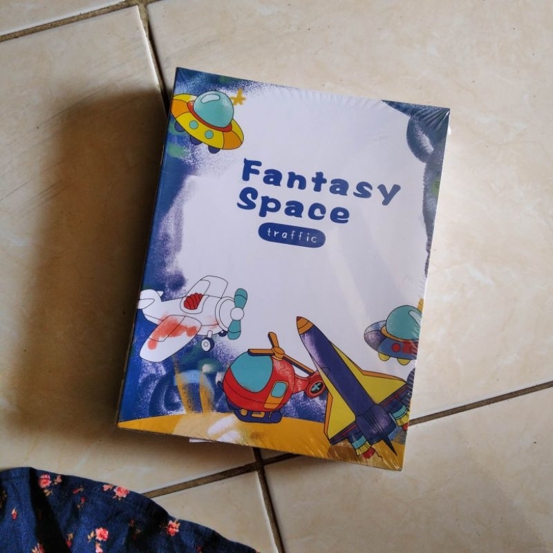

Buku Tulis Garis