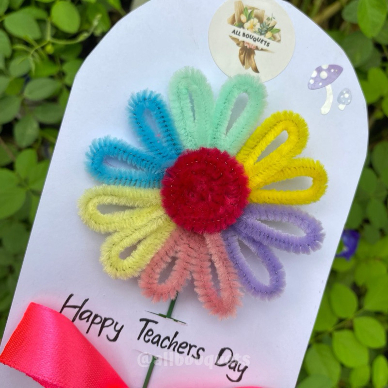 

BUKET MINI HARI GURU / PAPER BUKET / BUKET KAWAT BULU / PIPE FLOWER (paper ver)