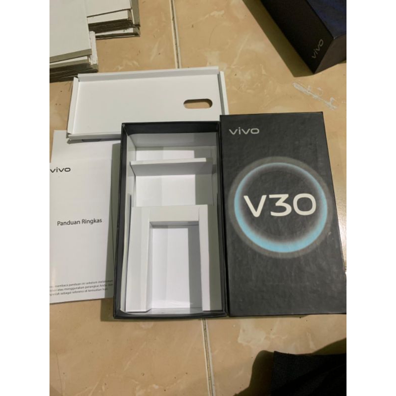 

kotak vivo v30