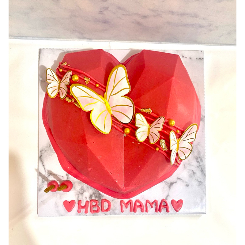 

Pinata Cake Love Merah Butterfly