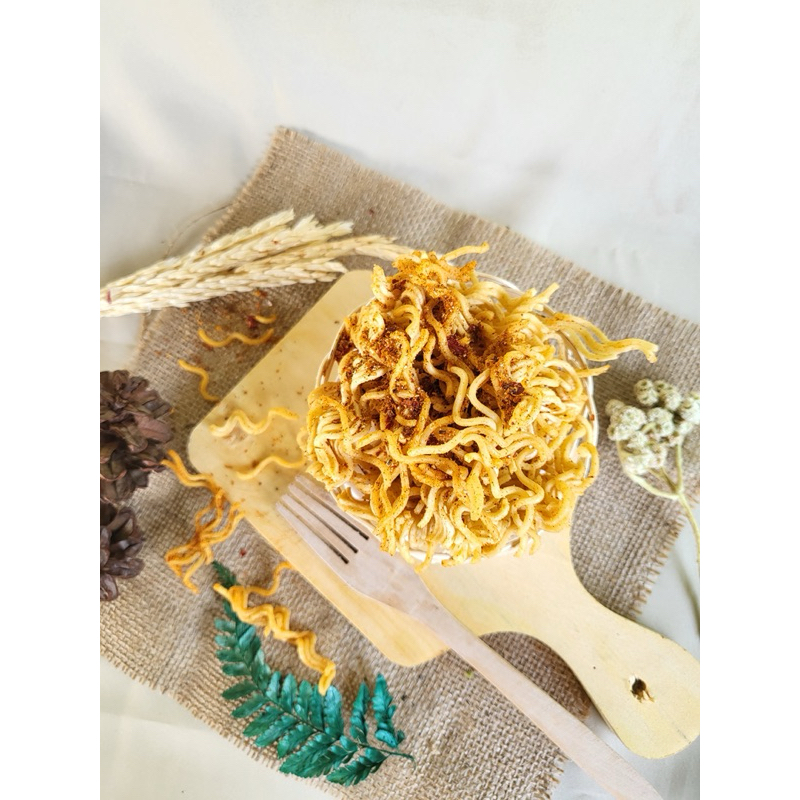 

mie crispy pedas asin by snackqtaa