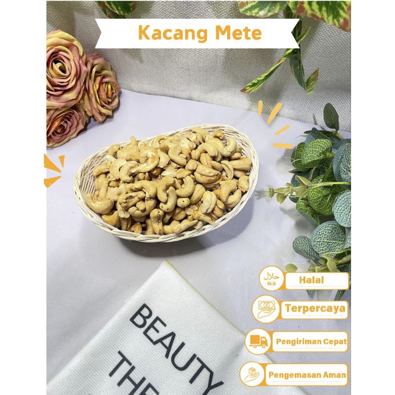 

Kacang Mede 1 Kg / mente / Mete Asli Makanan Oleh-Oleh