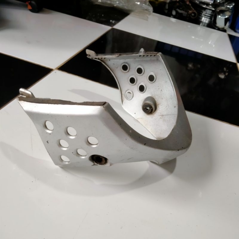 cover mesin Undercowl cowling sayap bawah Suzuki Shogun SP 125 FD original