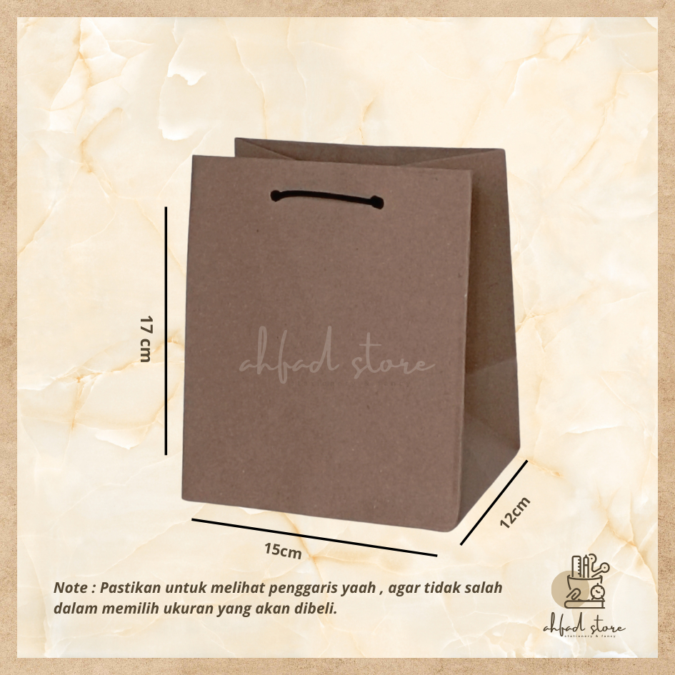 

Paper Bag polos 17x12x15 / Paper Bag Hitam 17x12x15 / Paper Bag Polos kraft / paper bag polos