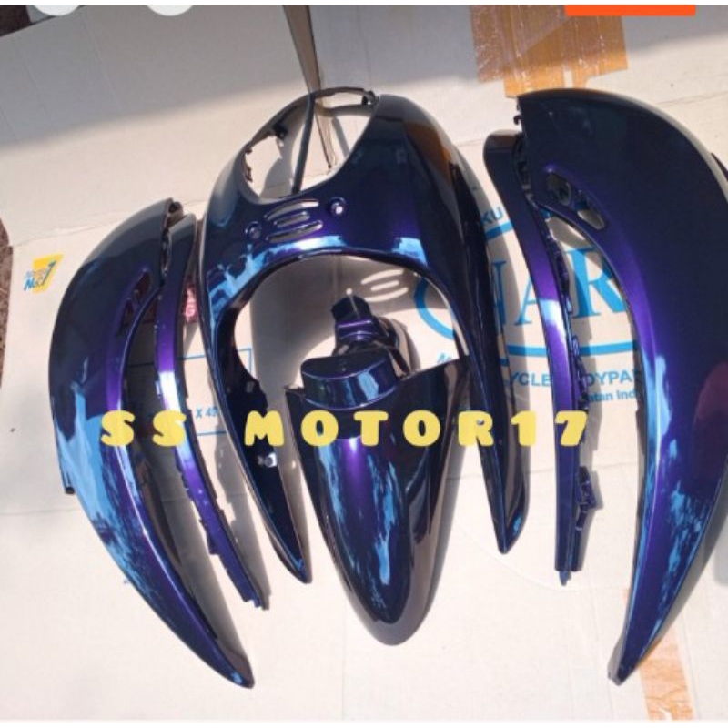 COVER BODY HALUS SCOOPY KARBU WARNA HITAM LEMBAYUNG UNGU