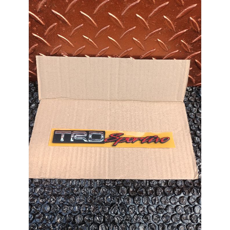 emblem tulisan TRD Sportivo