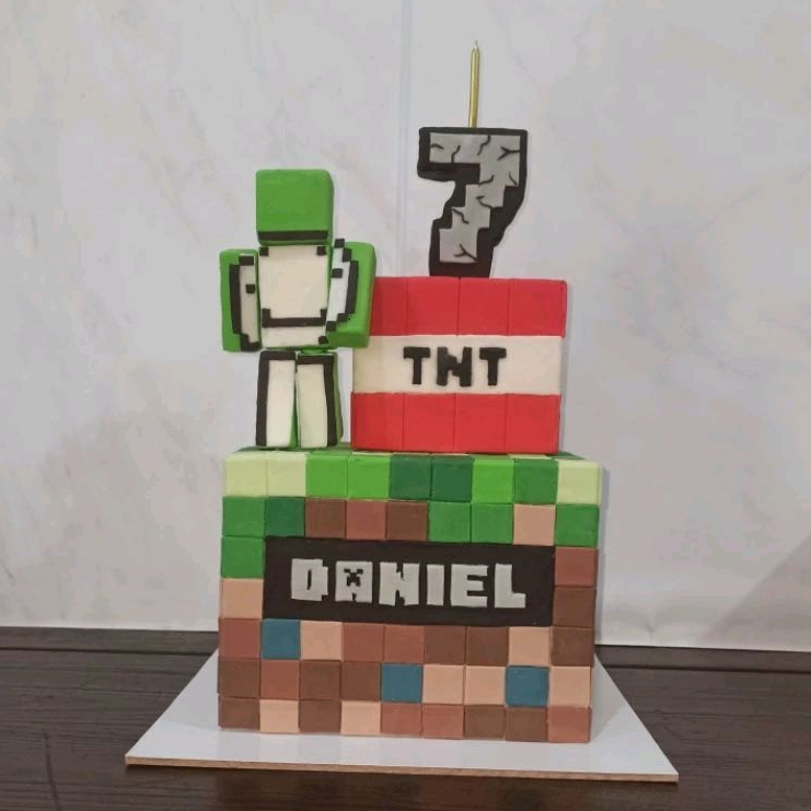 

Preloved Dummy Cake Minecraft Dream Fondant Cake Ultah Second